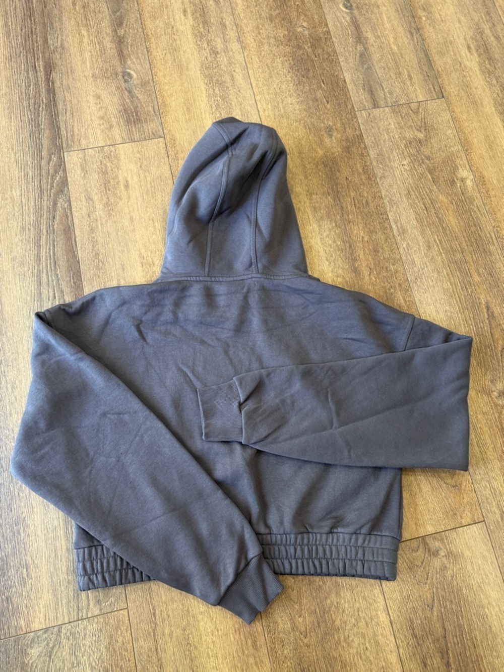 WOMEN’S BEST Charcoal Gray Cropped Hoodie with Small Chest Logo. Size L - Picture 4 of 6